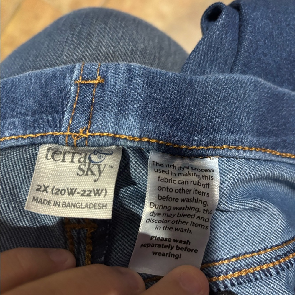 Terra & Sky Classic Blue Jeans short pants - Picture 5 of 5